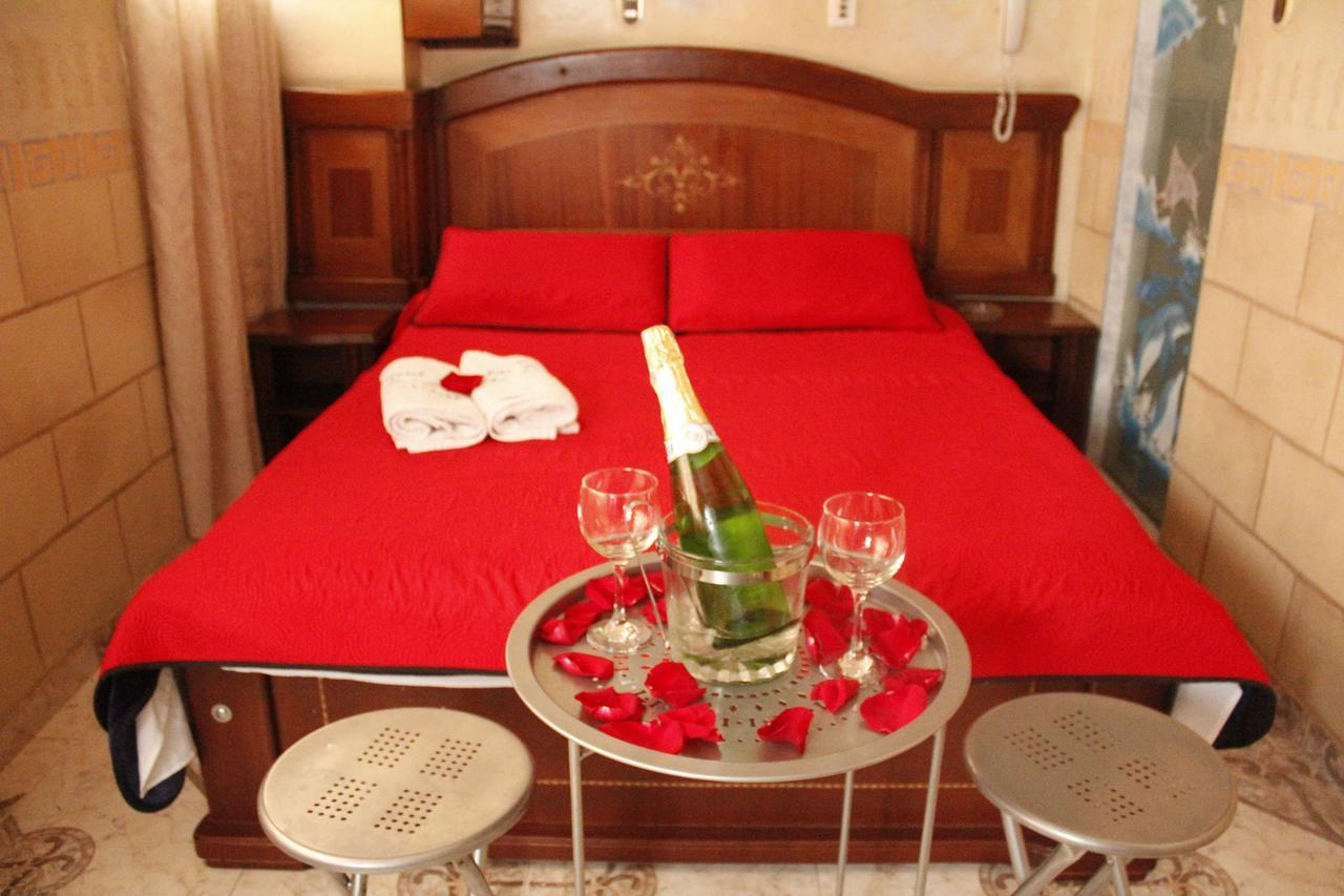 Motel Piramides De Cristal Богота Екстериор снимка