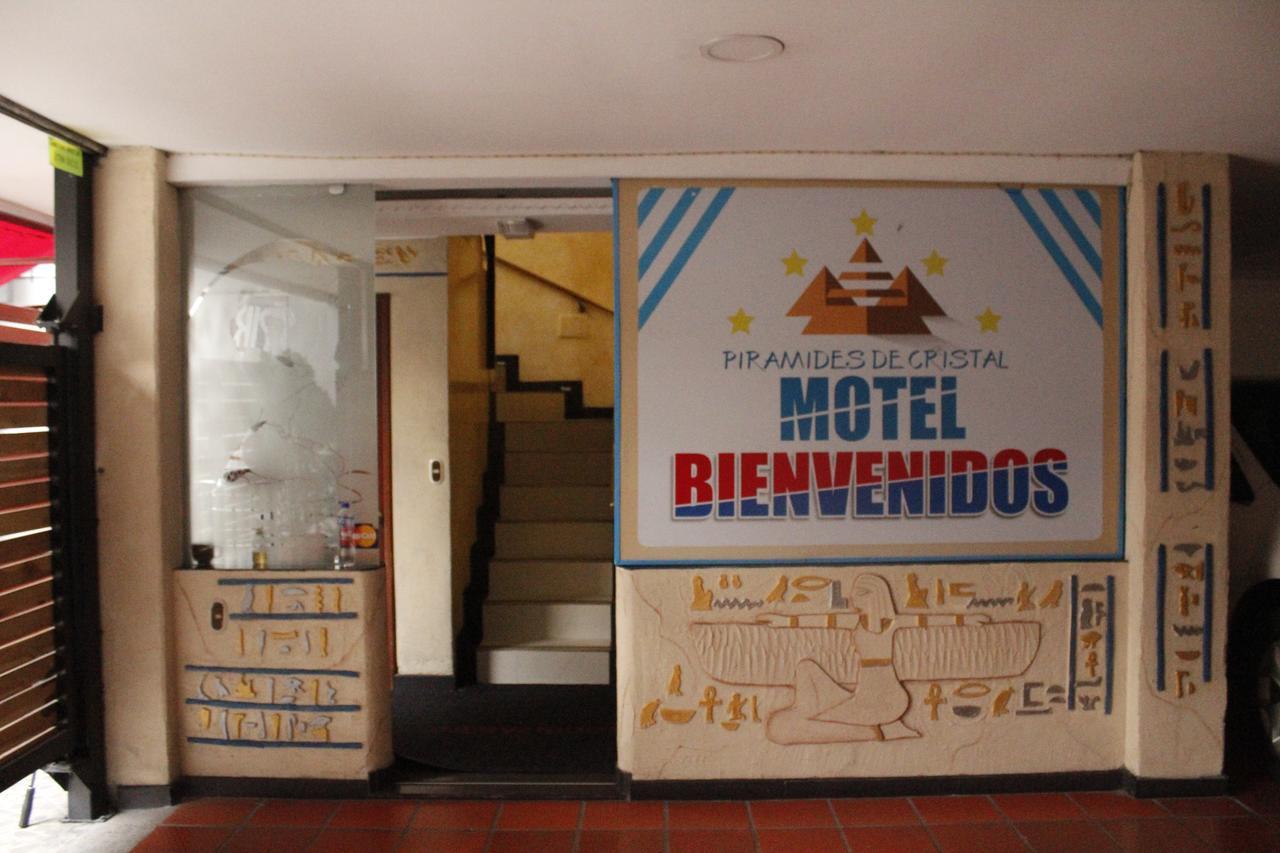 Motel Piramides De Cristal Богота Екстериор снимка