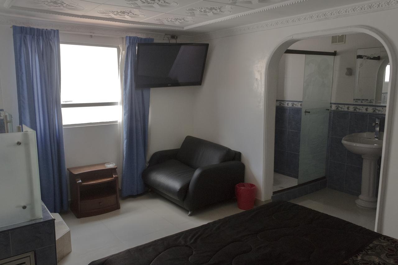Motel Piramides De Cristal Богота Екстериор снимка